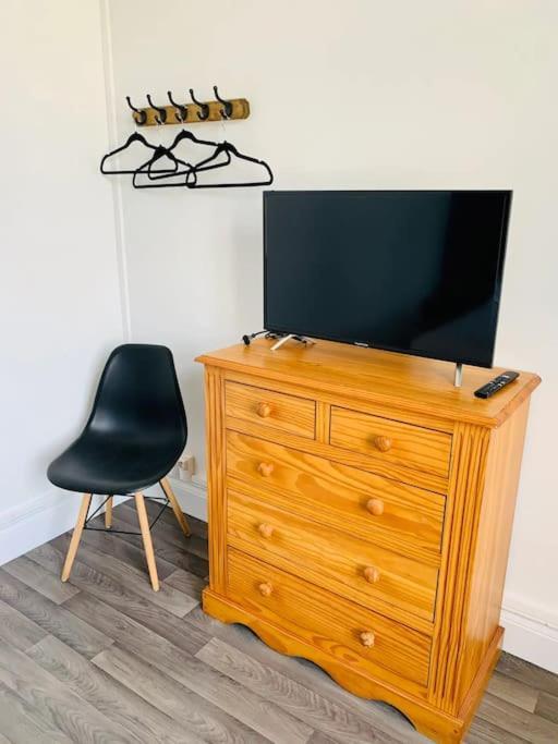 Petit F1 Cosy Apartment Вимере Екстериор снимка